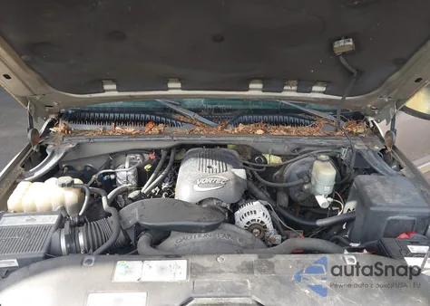 2002 Chevrolet Silverado 1500 Ls z USA, uszkodzony, nr VIN 2GCEK19T121275435